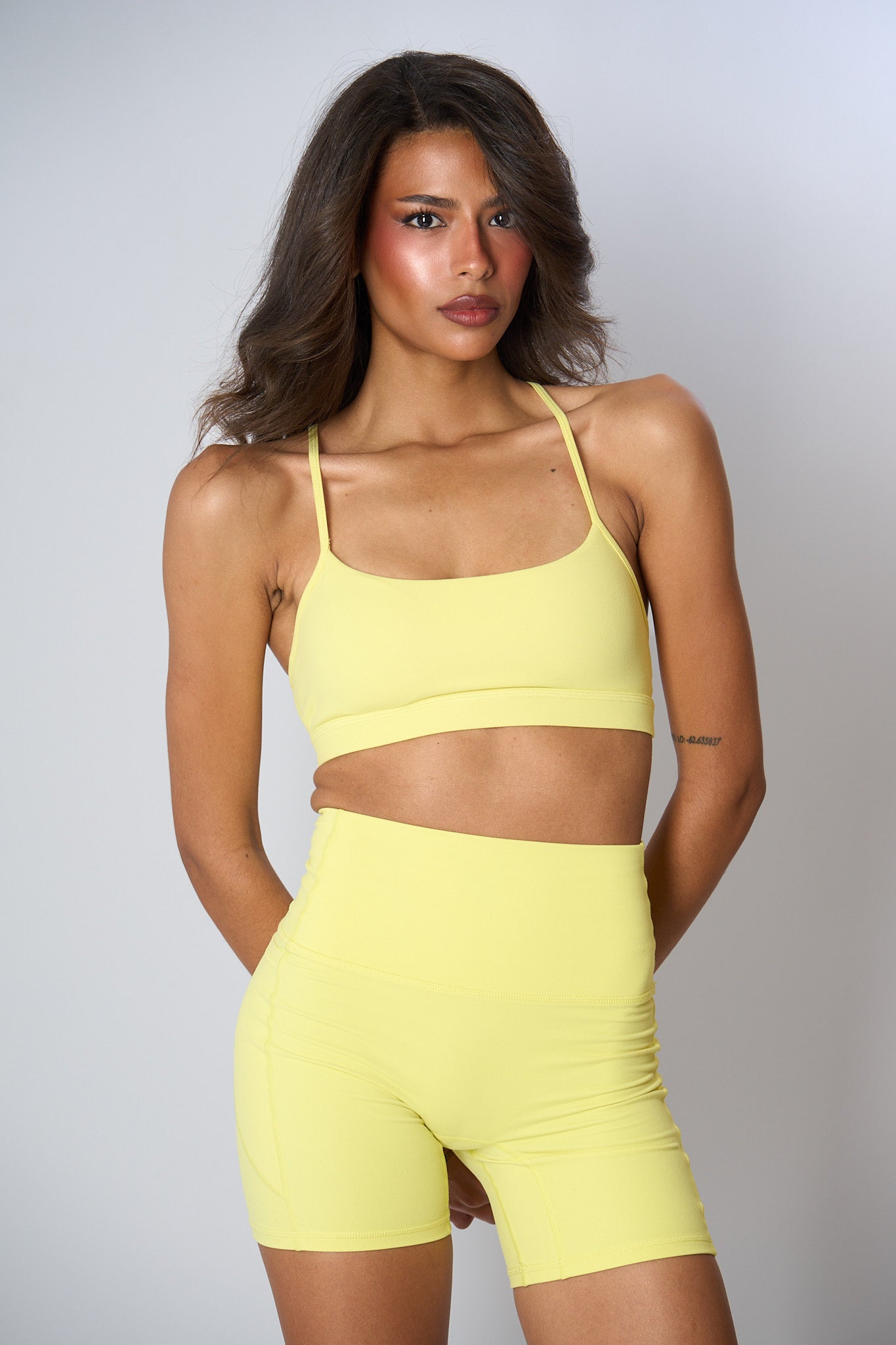 NOVA YELLOW BIKER